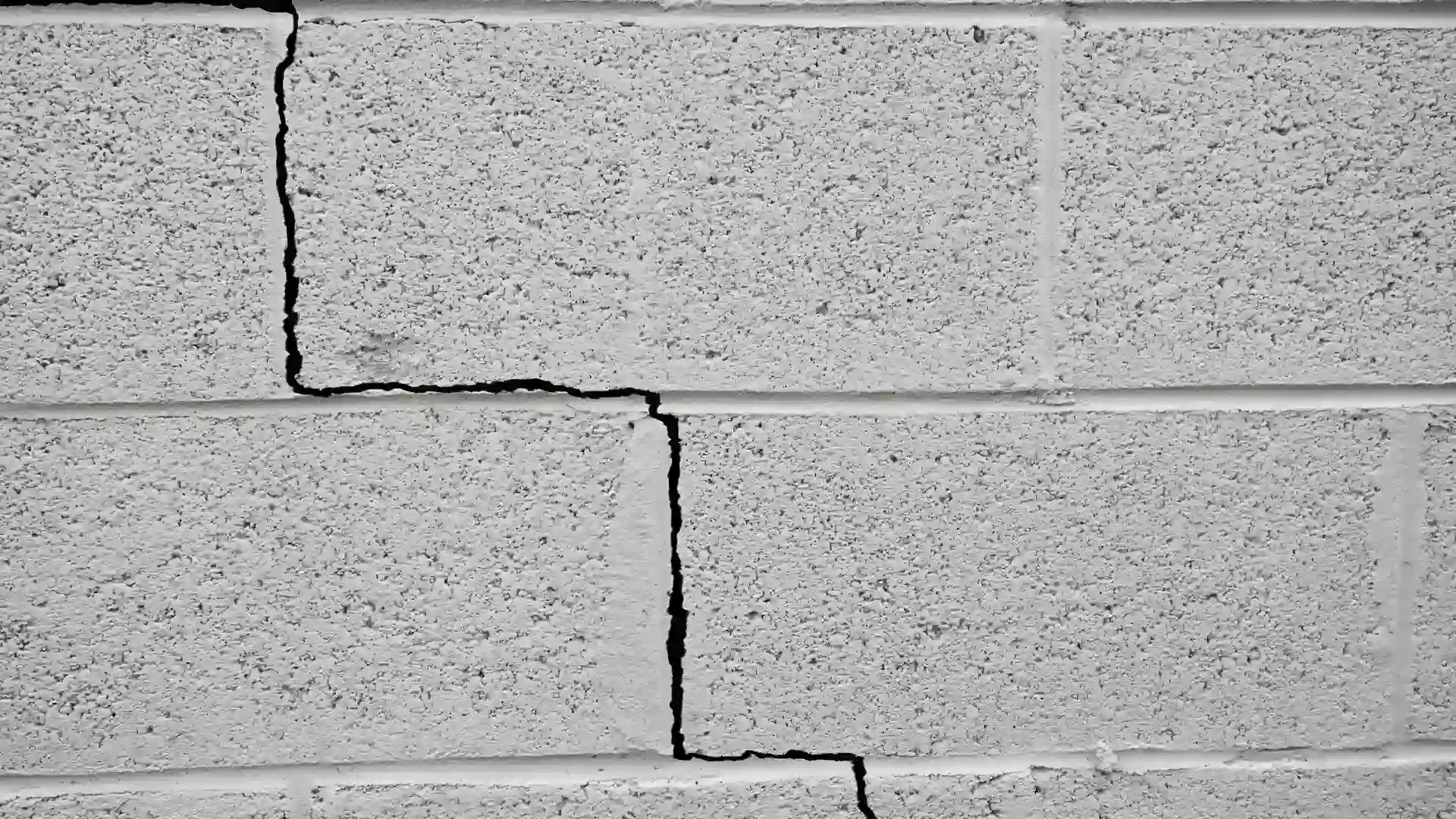 Early Warning Signs Foundation — Avari Foundation Repair Services